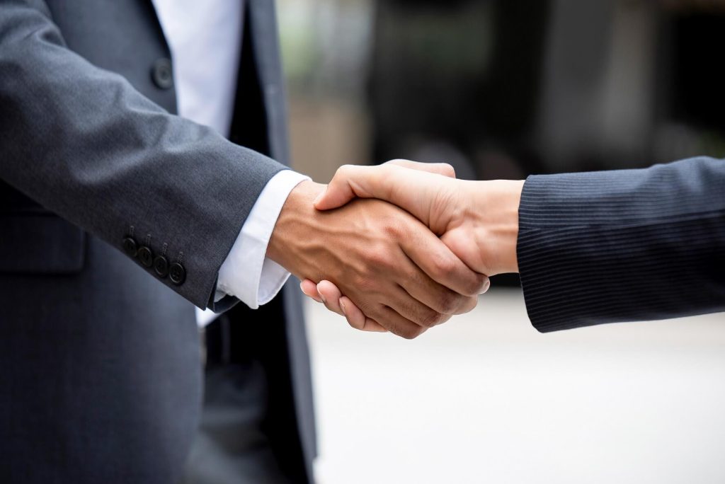 shaking hands as proof of mutual agreement on divorce